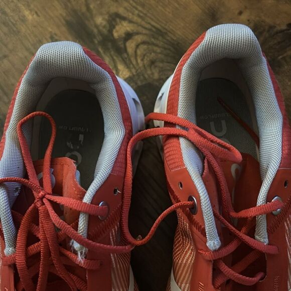 ON Running Cloudflow Sneaker,In  Rust Pink Size 7 - Picture 6 of 10